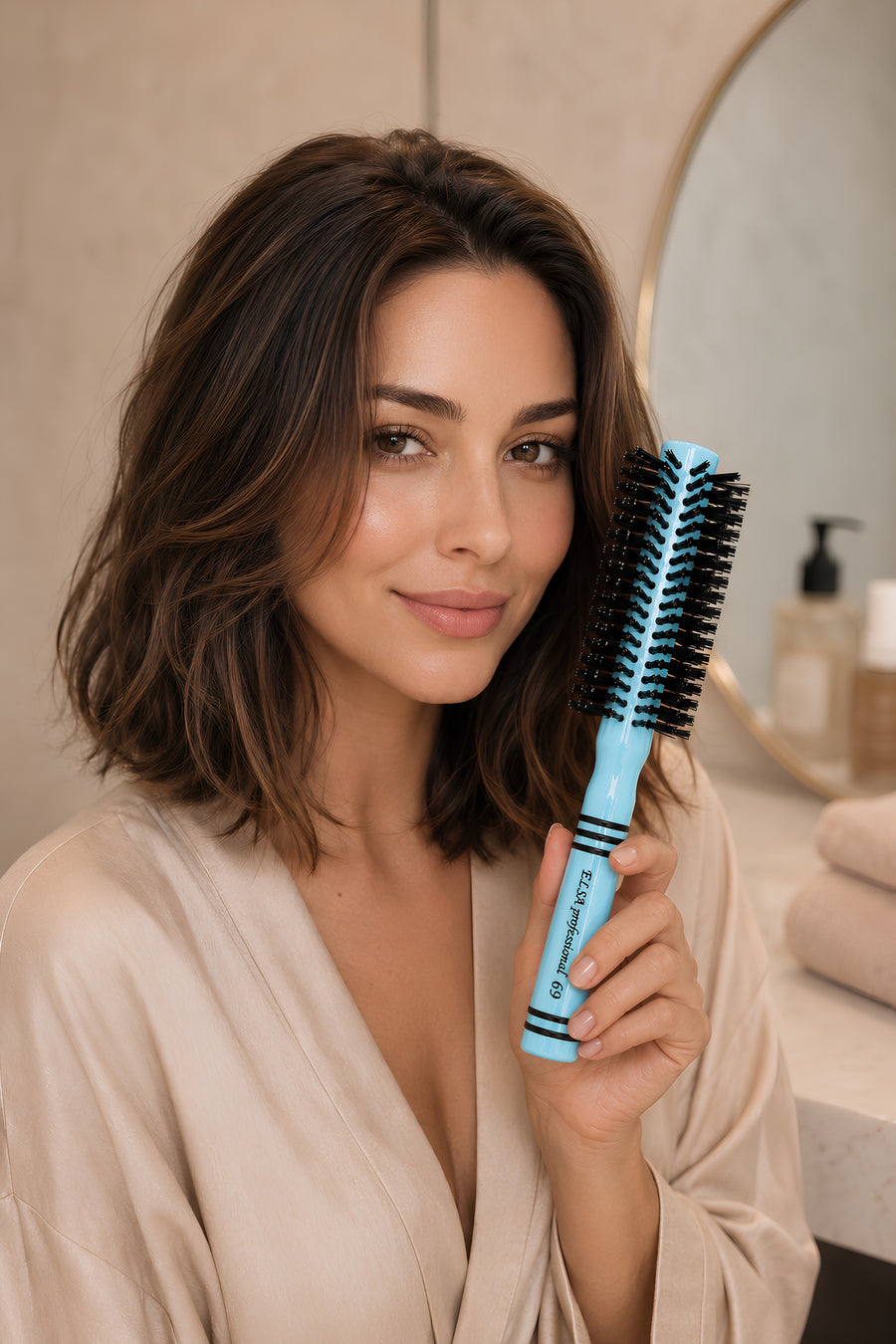Elsa Professional 69 Cam Göbeği 48 mm fön fırçası kullanım görünümü