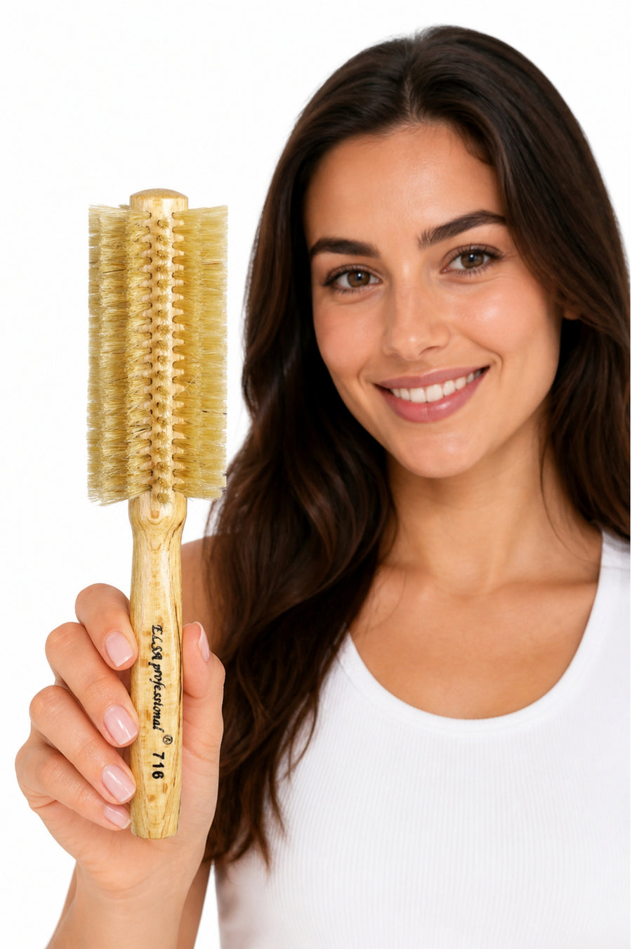 Elsa Professional 716 Natürel doğal kıllı fön fırçası elde kullanım görünümü